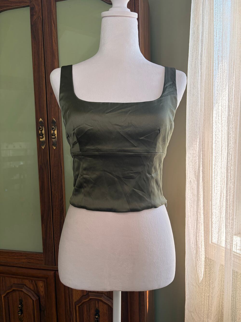 Aritzia Wilfred Satin Corset Crop Top S Olive Green Bustier Square Neck Y2K Goin